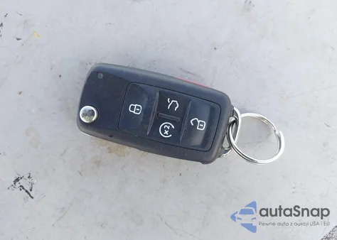 2017 Volkswagen Passat 1.8T Sel Premium z USA, uszkodzony, nr VIN 1VWCT7A36HC054867